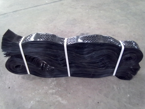 Textured HDPE Geocells for Channel Slopes Reinforcement Protection